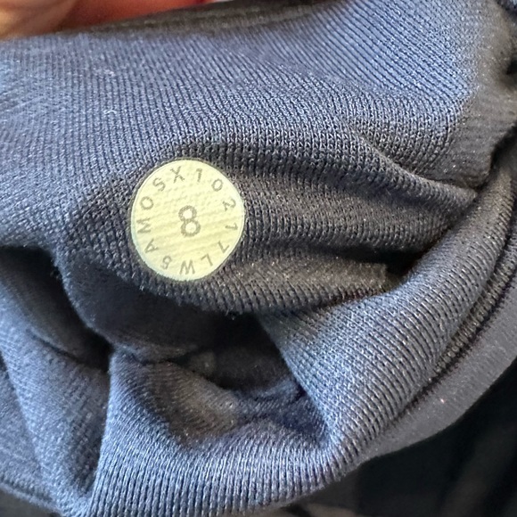 Dark purple Lululemon Align leggings with mesh on knees down - Picture 4 of 4